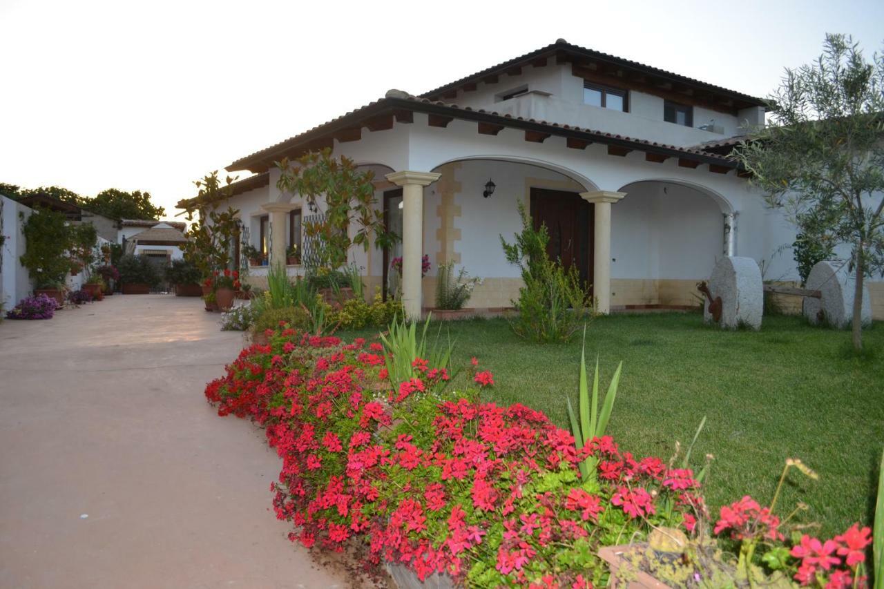 Bed and Breakfast I Giganti Риола-Сардо Экстерьер фото